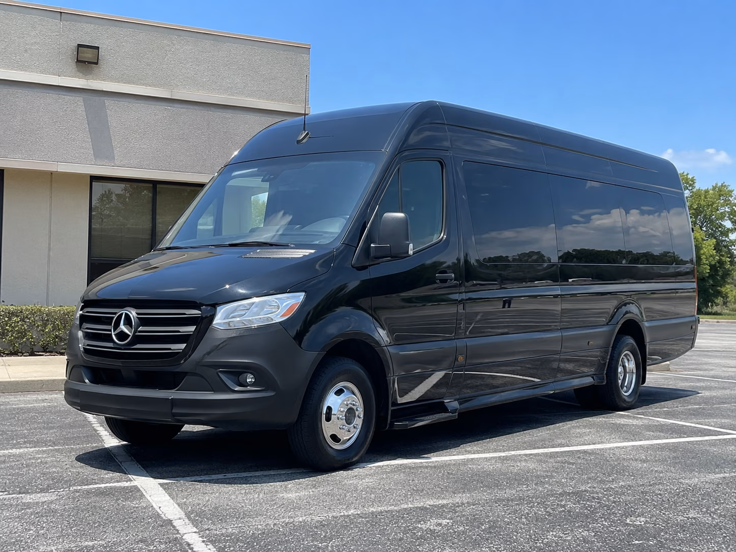 burbank streamlined business travel with burbank bus rentals