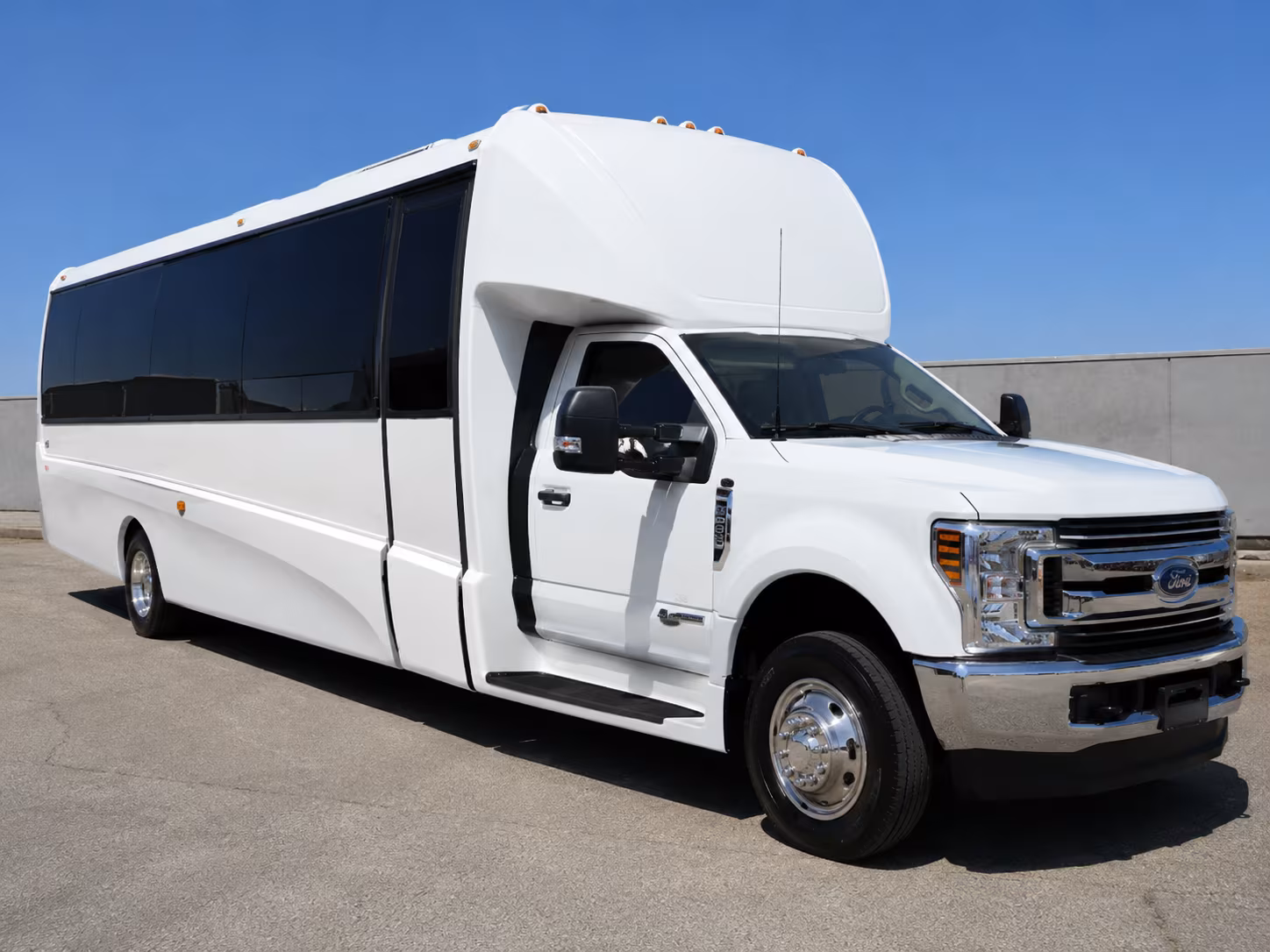 glendale attend glendale concerts with a charter bus rental