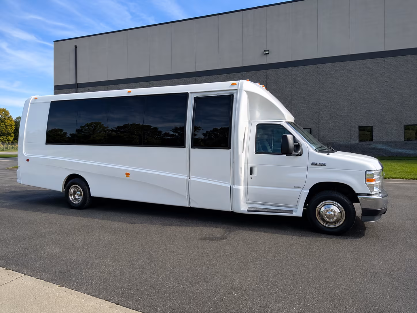 long distance wine tour transportation from palmdale to temecula and santa barbara