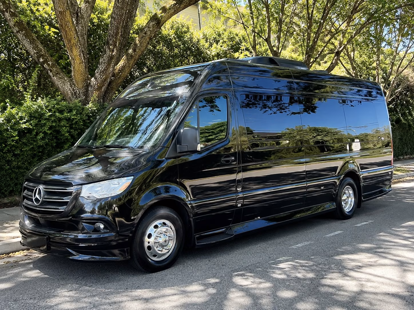 pasadena efficient corporate bus rentals in pasadena
