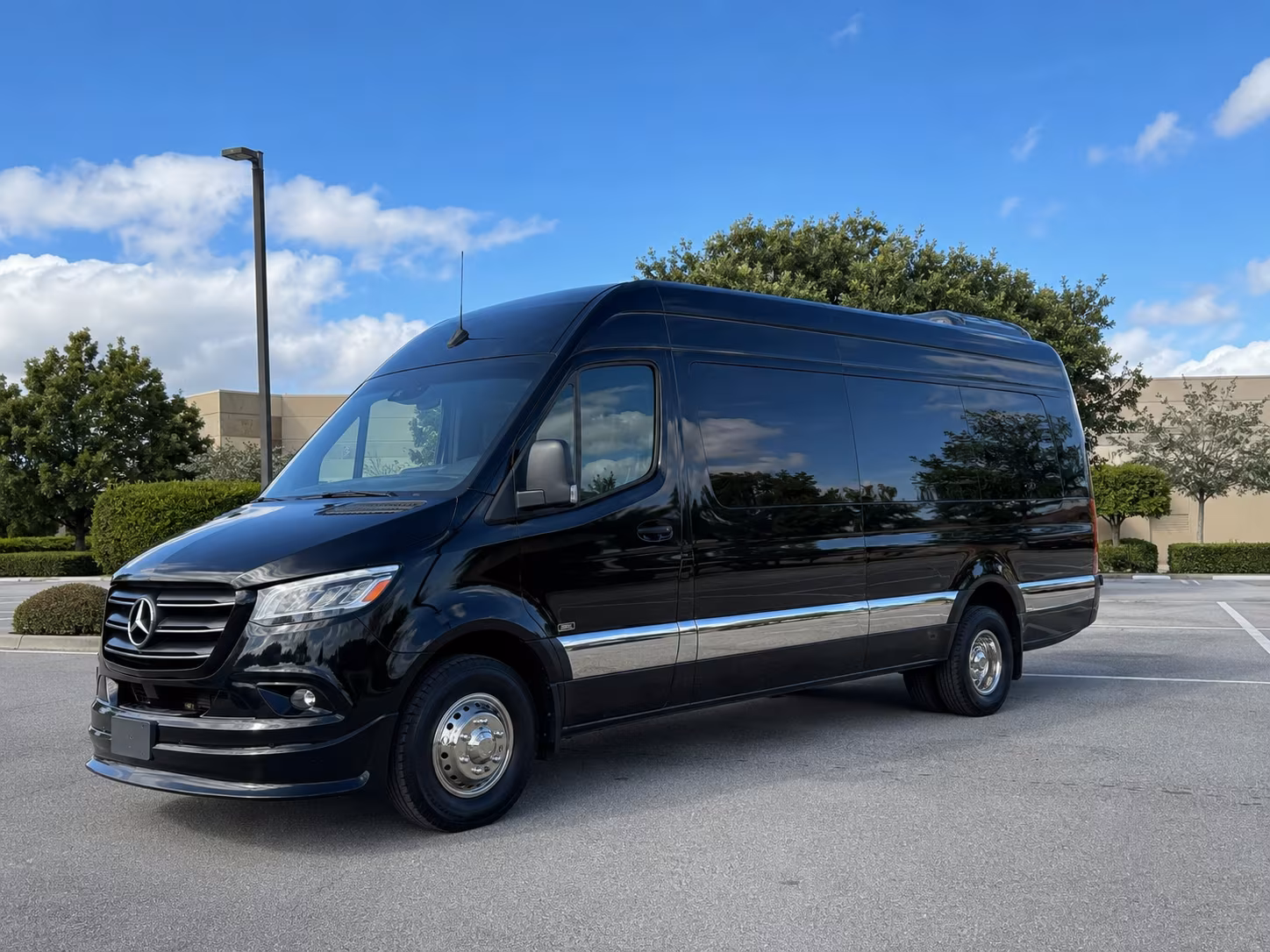 pomona employee shuttle services