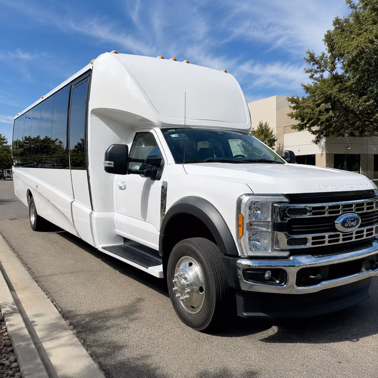 santa clarita ease daily commutes with santa clarita charter buses