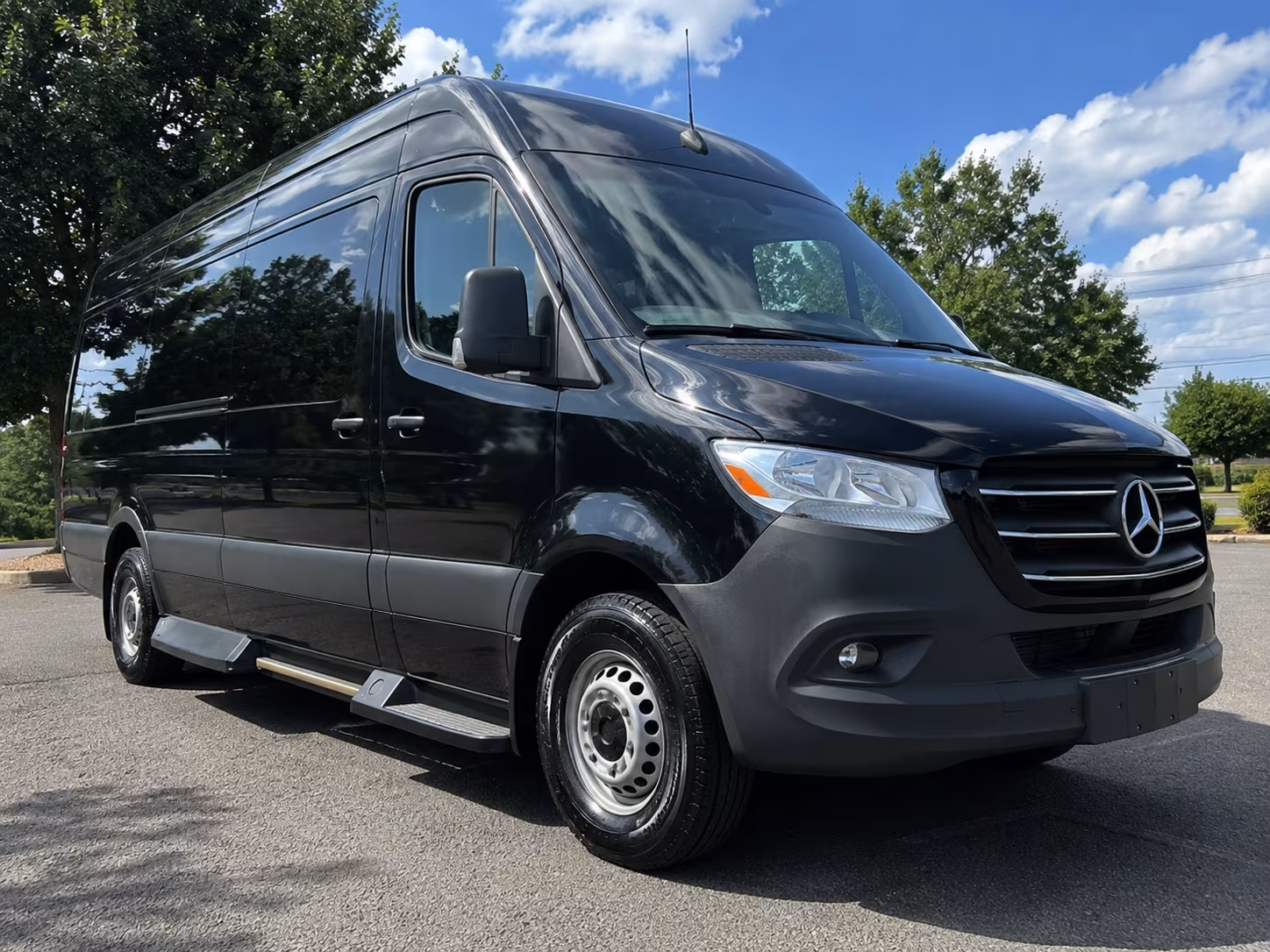 santa clarita give your group a better prom ride with santa clarita prom bus rentals