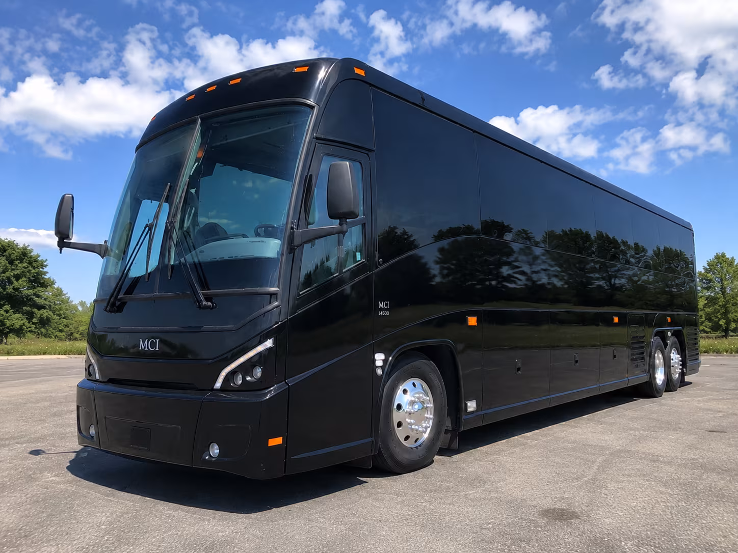 santa clarita show up to santa clarita concerts in a charter bus