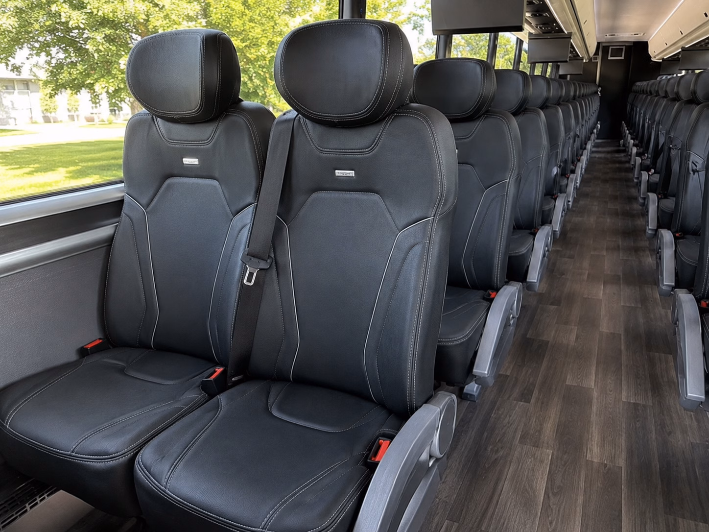 senior shuttle programs and weekly service transportation in the antelope valley