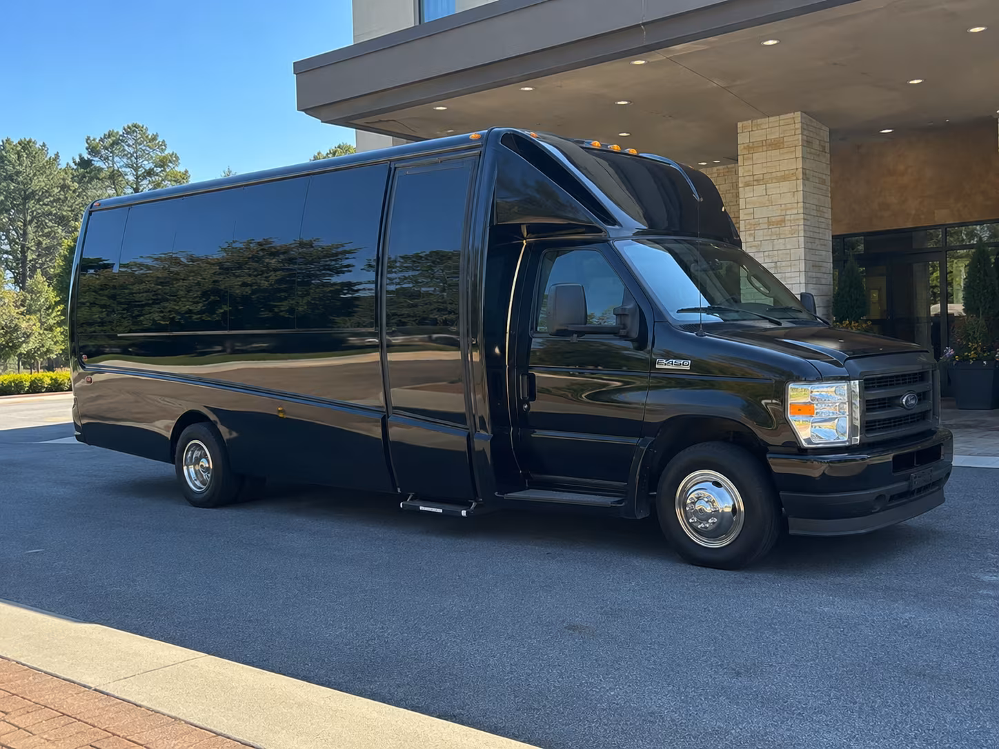 torrance sporting event bus transportation in torrance