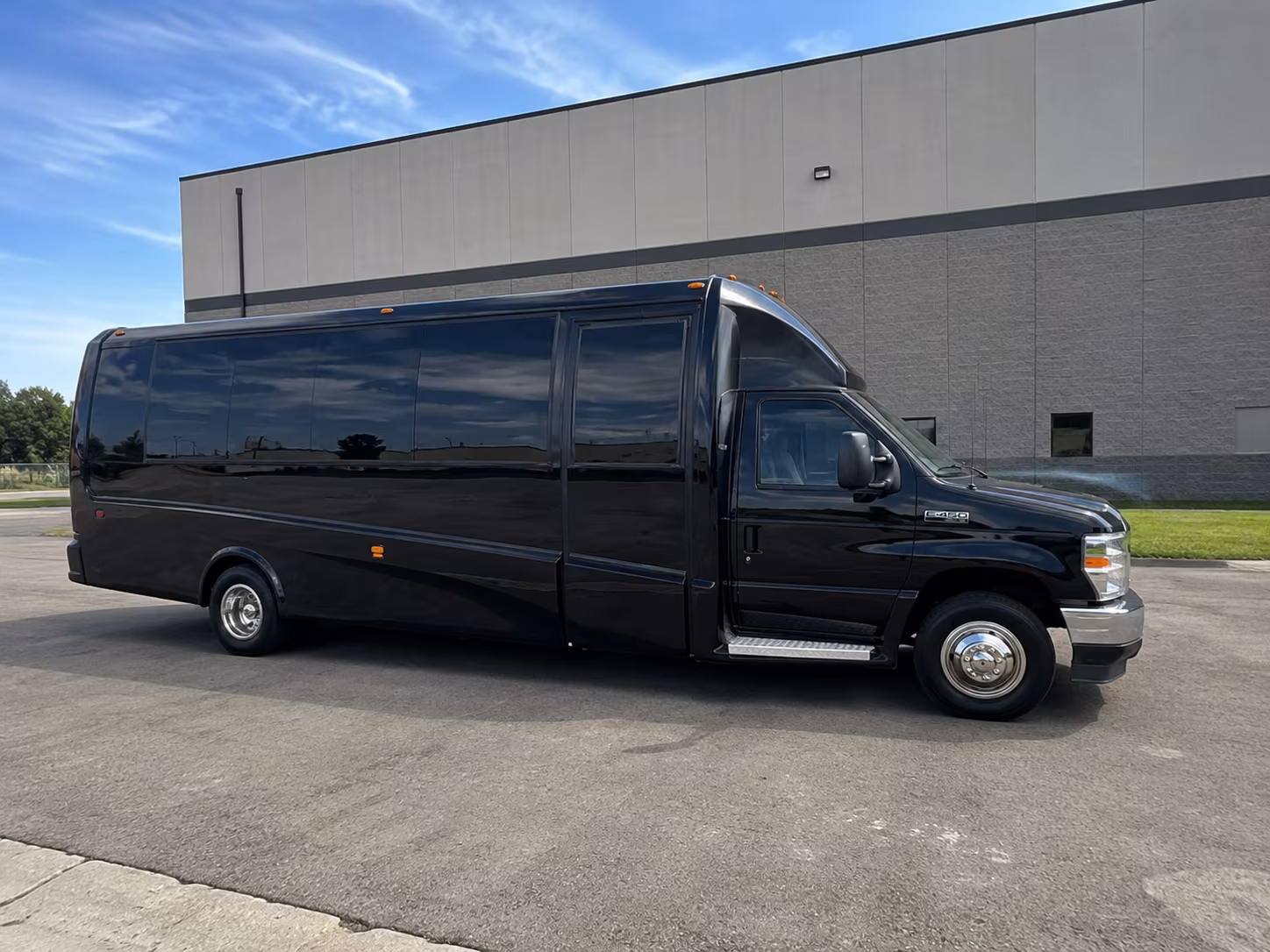 view instant online quotes for dodger stadium charter buses from palmdale
